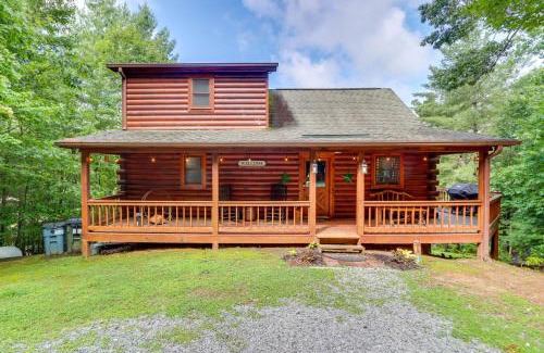 Morganton House | Hot Tub and Game Room Charming Morganton Cabin!