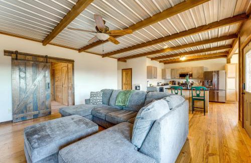 Altoona House | Hot Tub and Grill Mtn-View Altoona Cabin