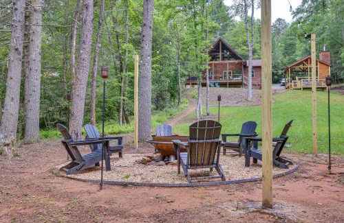 McCaysville House | Hot Tub and River Access Family McCaysville Cabin