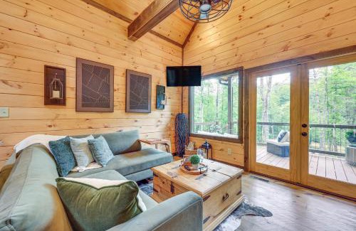 McCaysville House | Hot Tub and River Access Family McCaysville Cabin