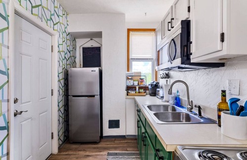 Lawrenceville House | *Hot Tub Fun* Light & Bright w/deck Walk to Butler!