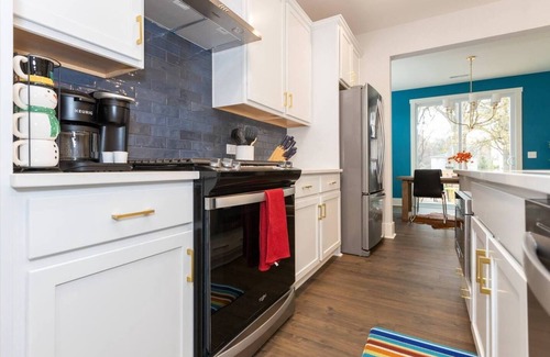 Charlotte House | Hot Tub Game Room Rooftop Fire Pit Uptown