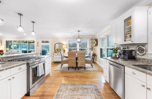 Westport House | Hot Tub, Kayaks, Lakefront, Firepit, 5-Star Views!