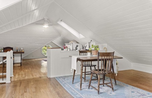 Decatur Apartment | Hot Tub + King Bed + Walkable