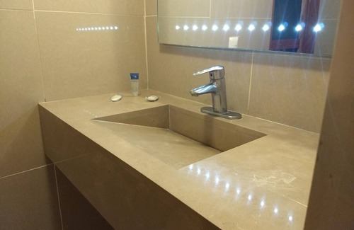 Ignacio Zaragoza Hotel | Hotel Acuario de Veracruz