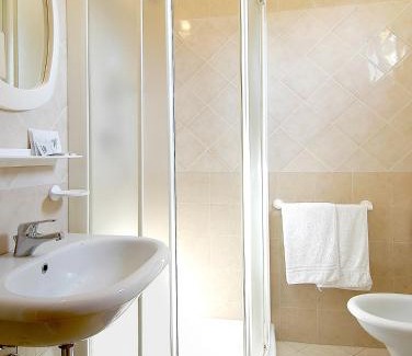 Fogliano Marina Hotel | Hotel Adler