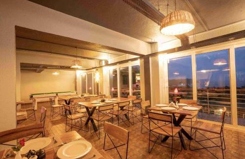 Dona Paula Bed & Breakfast | Hotel Alekhya Suites
