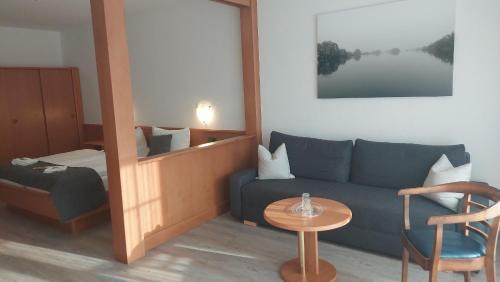 Dunkelforth Hotel | Hotel Am Meilenstein