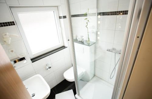 Wanheimerort Hotel | Hotel Am Sportpark