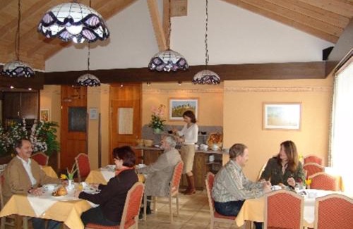 Munchen District House | Hotel am Wald