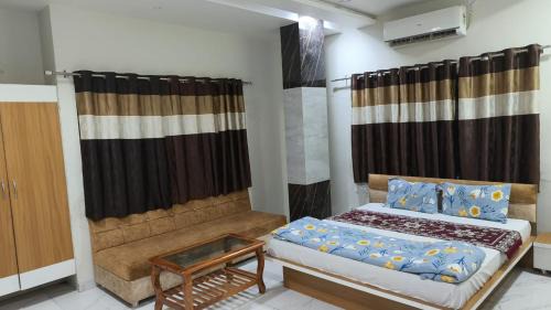 Dhar Hotel | Hotel Anmol and Resort