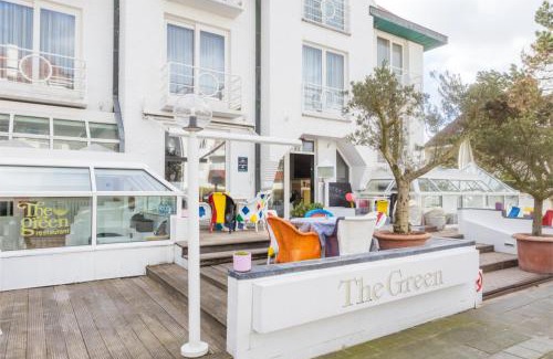 Het Zoute Hotel | Hotel Approach