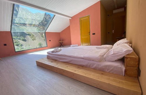 Yeghegis Hotel | Hotel Arevi Yeghegis
