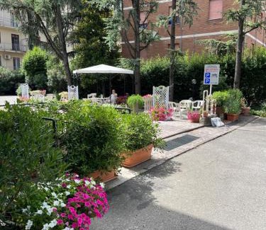 Buon Pastore-Sant'Agnese-San Damaso Hotel | Hotel Astor