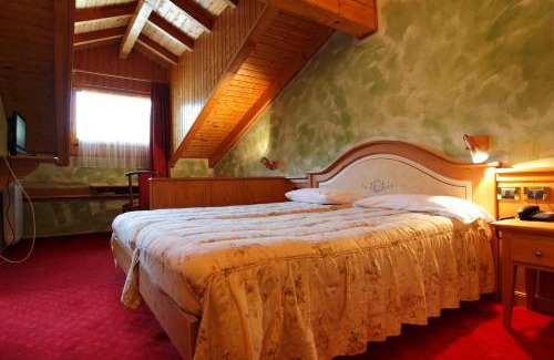 Cimego Hotel | Hotel Aurora