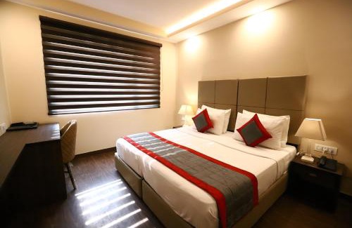Safdarjung Enclave Hotel | Hotel Azulo Inn Bhikaji Cama Place Delhi