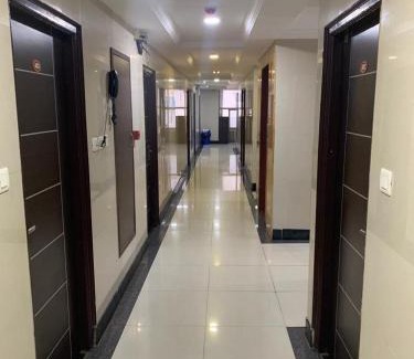 Gandhi Nagar Hotel | Hotel BCP Suites