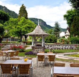 Vic-sur-Cere Hotel | Hotel Beauséjour