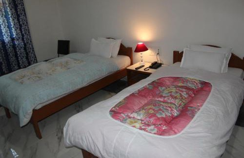 Bodh Gaya Hotel | HOTEL BODHGAYA INN