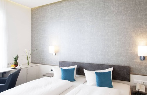 Hoyren Hotel | Hotel Café Ebner
