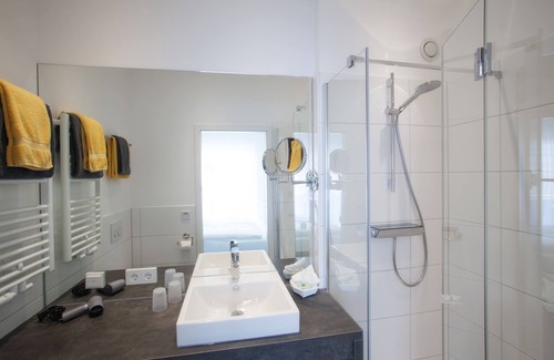 Hoyren Hotel | Hotel Café Ebner