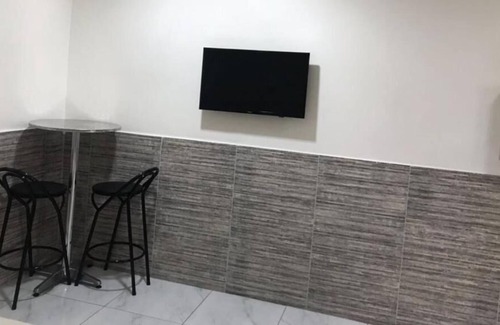 Zona Leste Hotel | Hotel Caliente