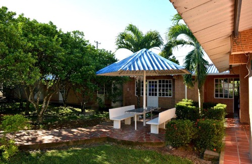 Apiay Hotel | Hotel Campestre Kosta Azul