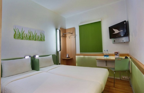 Knowledge Park III Hotel | Hotel Caspia Pro Greater Noida