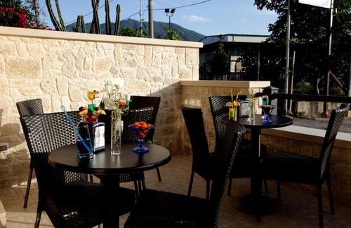 Somma Vesuviana Hotel | Hotel Cenacolo