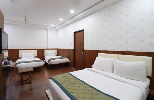 Solapur Hotel | HOTEL CENTER POINT