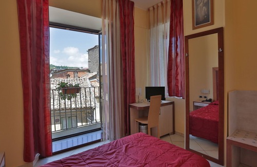 Serra San Bruno Hotel | Hotel Conte Ruggero