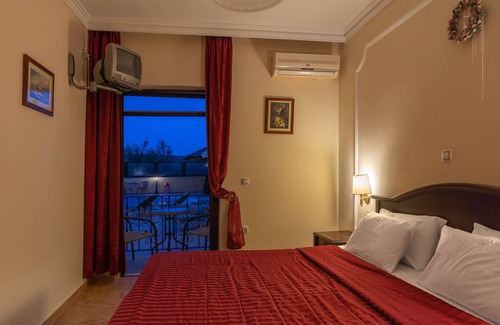 Ipsos Hotel | Hotel Corfu Secret