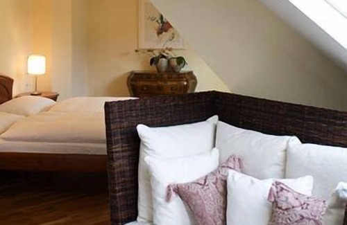 Feldbach House | Hotel Csejtei