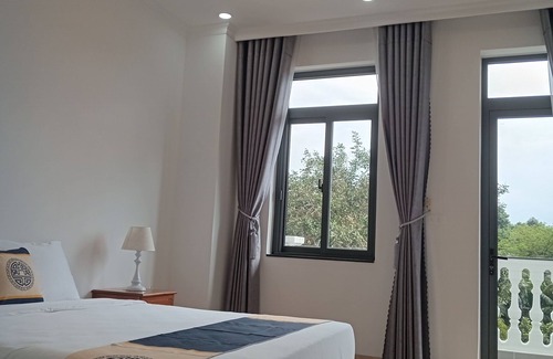 Xa Dau Giay Hotel | HOTEL D&T