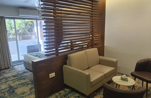 Belapur Hotel | Hotel Dakshin Grandeur