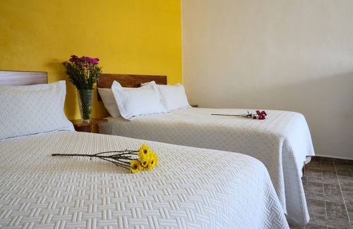 Barra de Navidad Hotel | Hotel Del Mar
