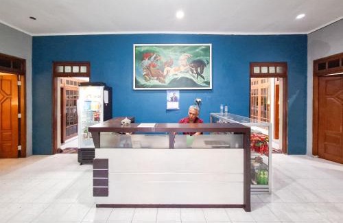 Nganjuk Hotel | Hotel Djaya RedPartner near Alun Alun Nganjuk