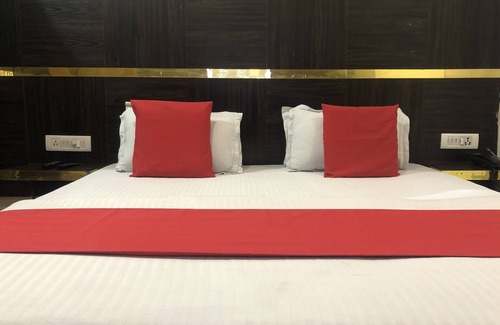 Bahadrabad Hotel | Hotel Dreamland