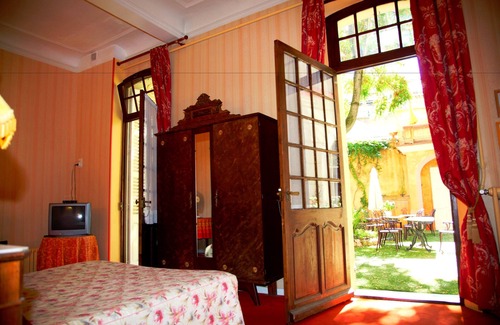 Carpentras Hotel | Hotel Du Fiacre