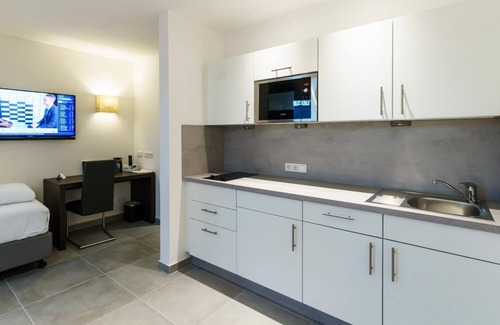 Reichertshofen Apartment | Hotel Duda Boardingroom