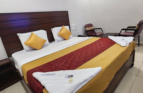 Guntur Hotel | HOTEL DVR GRAND