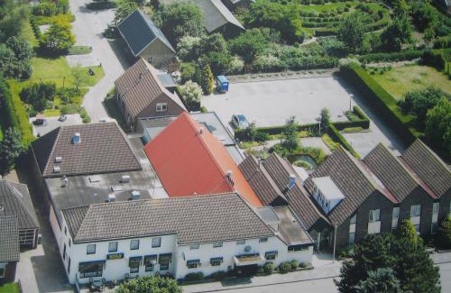 Roodeschool Hotel | Hotel Ekamper