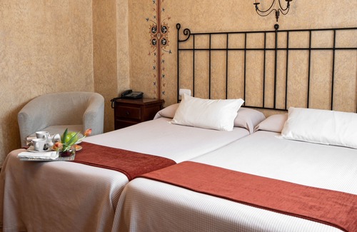 Arroyo de la Encomienda Hotel | Hotel El Jardín de la Abadía