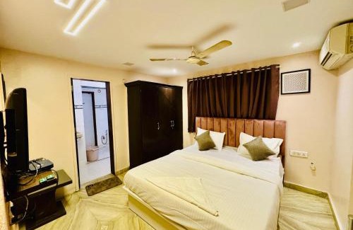 Kalyani Nagar Hotel | Hotel Elite Stay - Nilanjali Society, Kalyani Nagar, Pune