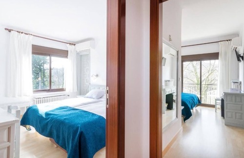 Macanet de Cabrenys Hotel | Hotel Els Caçadors de Maçanet