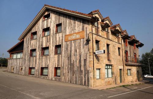 Villacarriedo Hotel | Hotel La Alfonsina