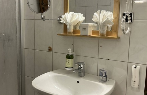Gransdorf Bed & Breakfast | Hotel Eulenhof