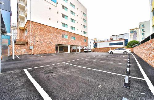 Tongyeong Hotel | Hotel February Tongyeong Jukrim