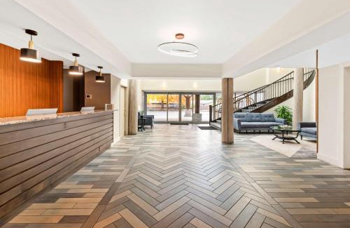 Regional District of Nanaimo Hotel | Hotel Feng, BW Signature Collection
