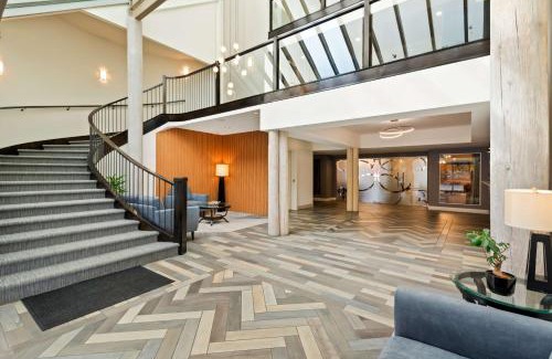 Regional District of Nanaimo Hotel | Hotel Feng, BW Signature Collection